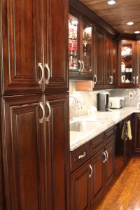 Miami Lakes Classic Kitchen Cabinets